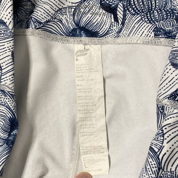 FABLETICS Leggings Women’s L Blue White Floral Shell Beach Define PowerHold - Picture 8 of 9